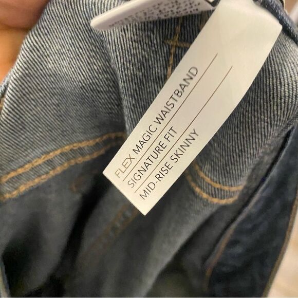 Lane Bryant Magic Waistband Signature Skinny Mid Rise Size 18 - Picture 2 of 9
